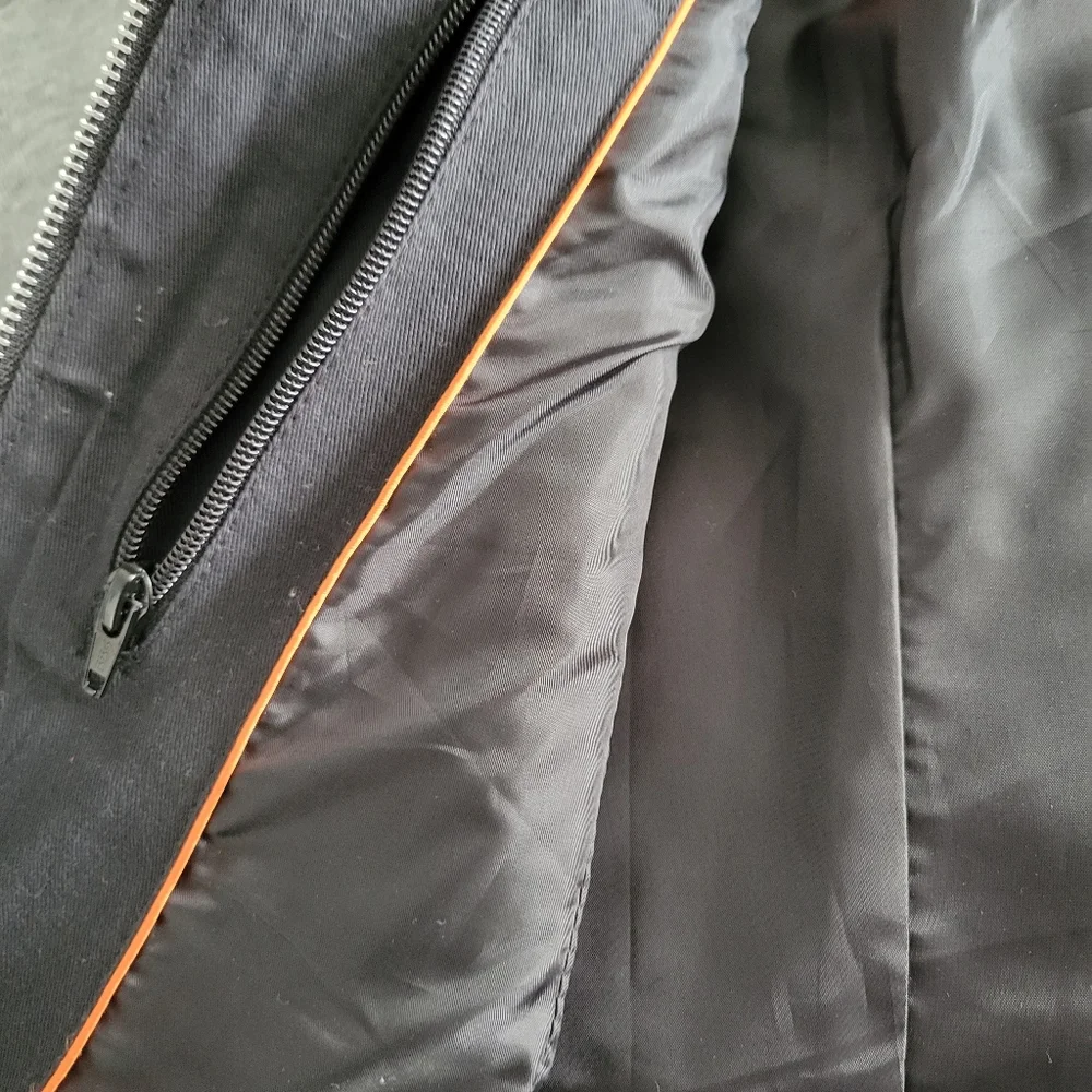 First Classic Women's Black Leather Vest Small - Picture 8 of 10